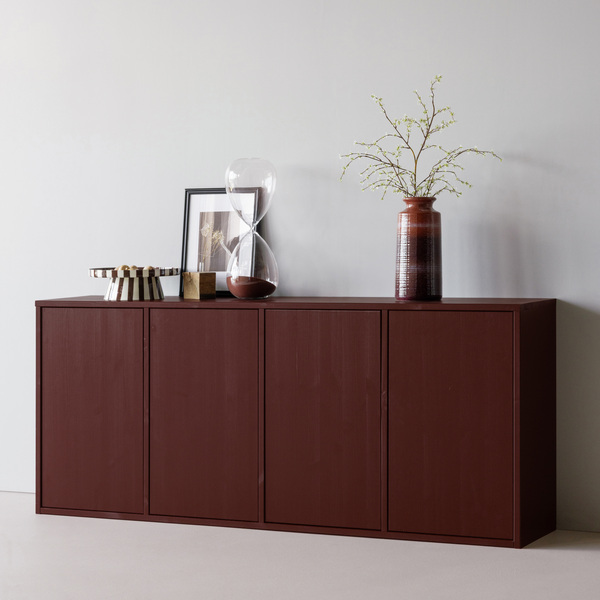 Merel sideboard pine burgundy, room setting