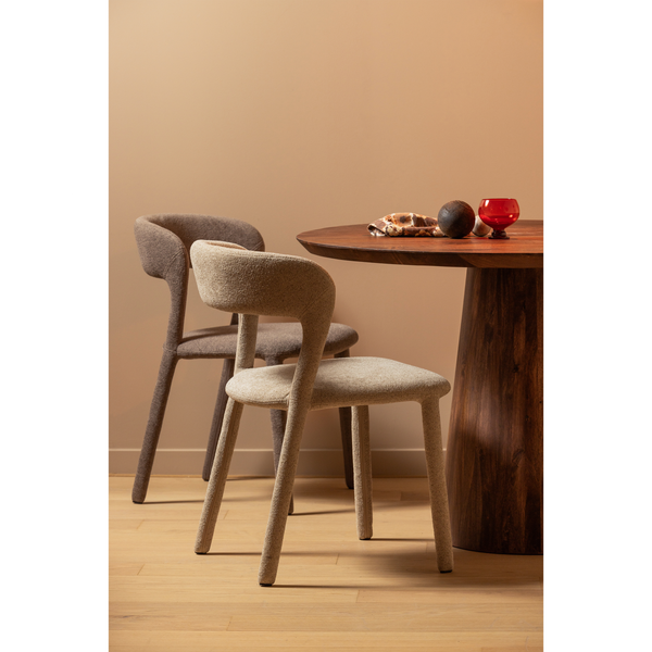 Noble dining chair taupe, room setting