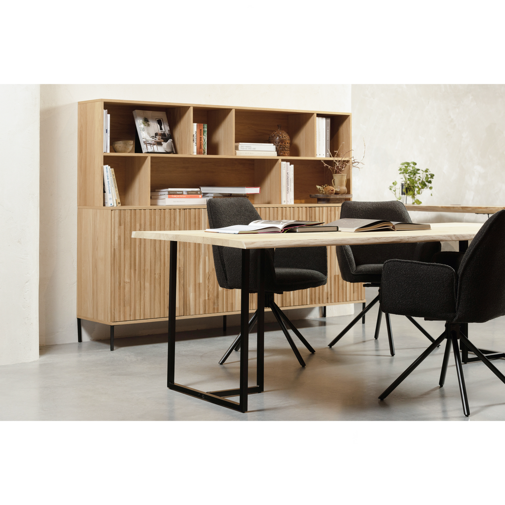 New Gravure wandkast eiken blanke lak, sfeerfoto