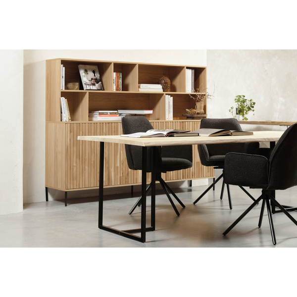 New Gravure wandkast eiken blanke lak, sfeerfoto