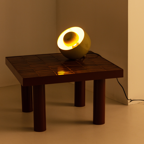 Mero lampe de table 20xØ21 cm métal haut brillant vert clair, photo d'ambiance