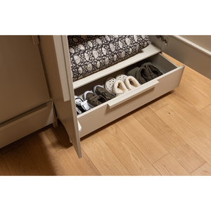 Pure 2-porte armoire split pin dust, photo d'ambiance