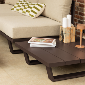 Bear garden square coffee table aluminium brown, room setting