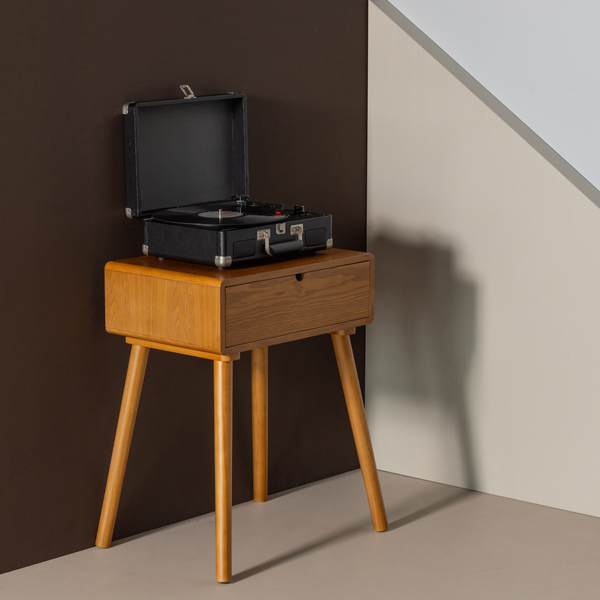 Nelo nightstand/side table wood brown, room setting