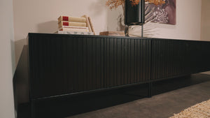 New gravure meuble tv 150 cm pin noir